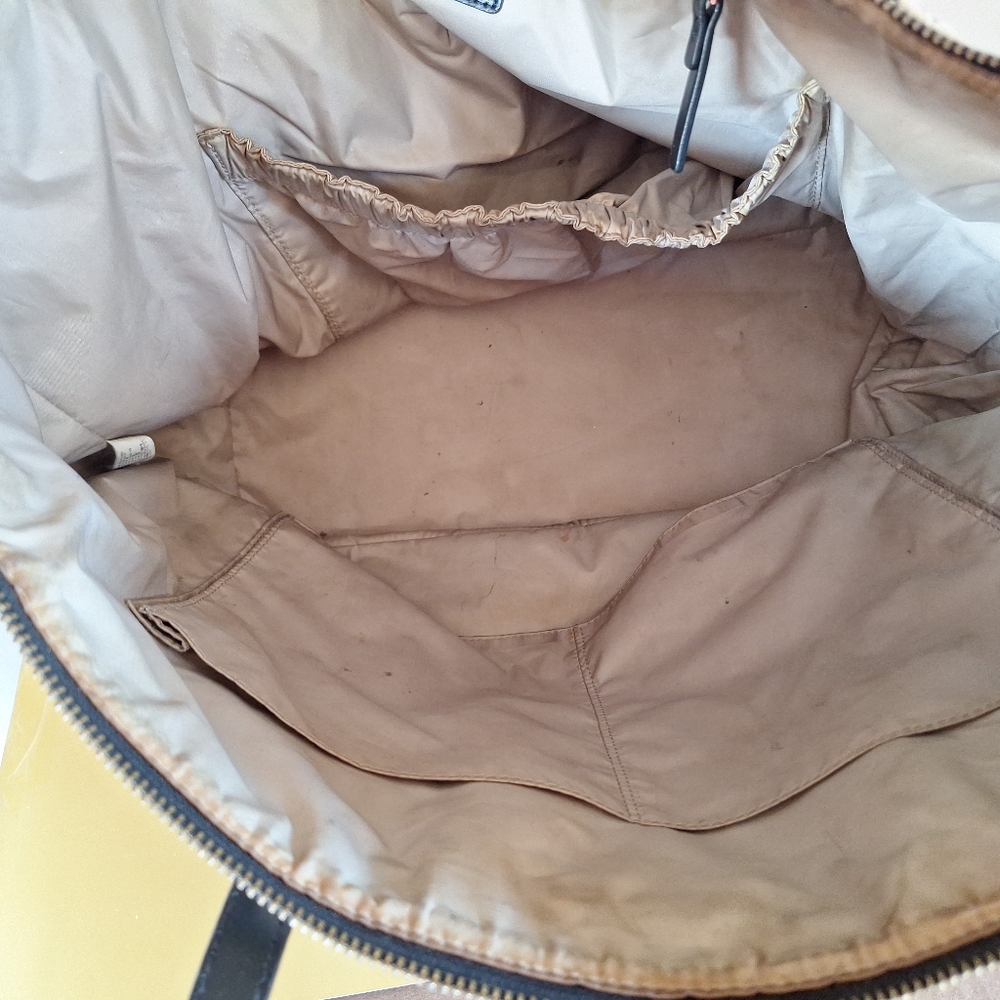 Kate Spade Bag. - Picture 3 of 7